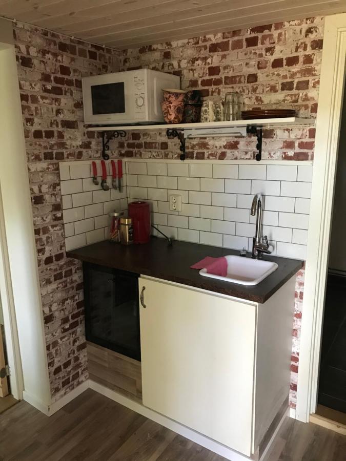 The Old Henhouse Bed and Breakfast Tollarp Buitenkant foto