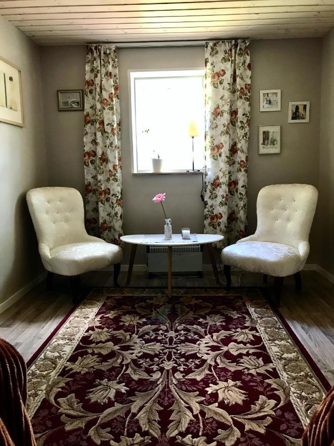 The Old Henhouse Bed and Breakfast Tollarp Buitenkant foto